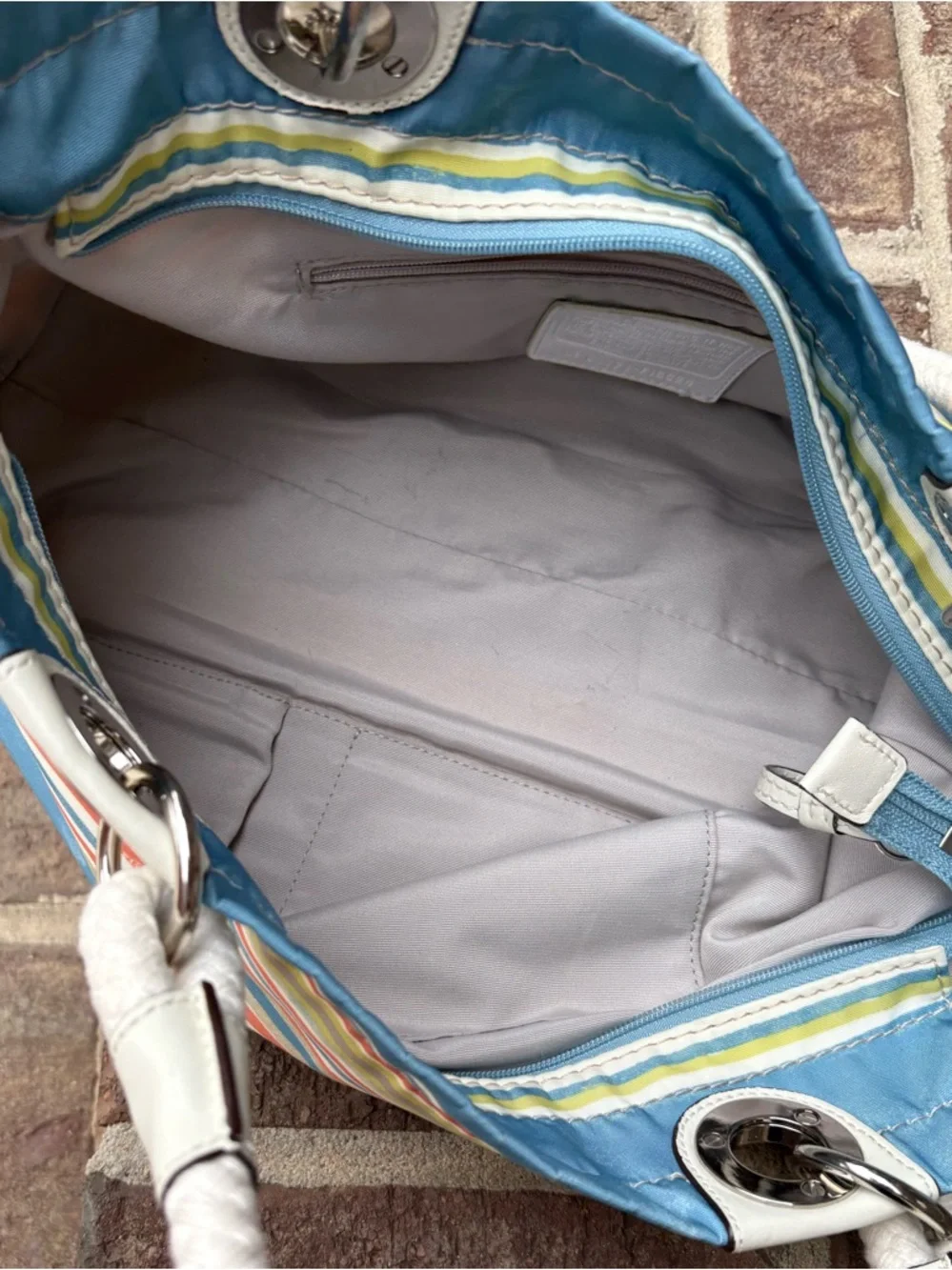 Coach Limited Edition Beach Bag EUC - Picture 14 of 16